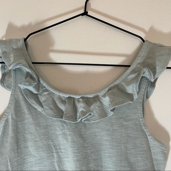 NWT GAP ruffle shoulder tank top size extra small women’s - Picture 3 of 7